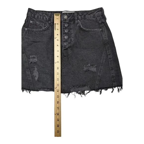 Free People We The Free Button Fly Womens Black Distressed Denim Mini Skirt 27 - Picture 11 of 12